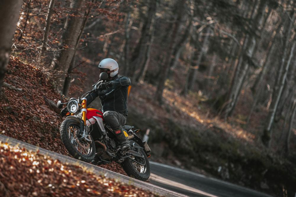 punto motor brugherio monza brianza provincia di milano nuova gamma euro 5 my2021 B_caballero-scrambler-500- punto motor brugherio monza brianza provincia di milano nuova gamma euro 5 my2021 B_caballero-scrambler-500-